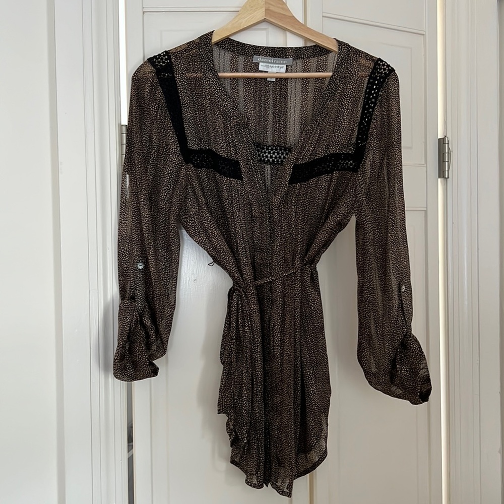 A Pea in The Pod by Daniel Rainn Sheer Split Neck Blouse w Lace Detail, Leopard